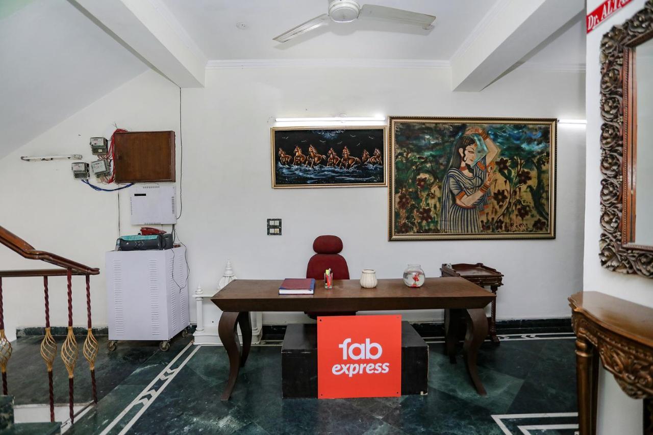 Fabexpress Primero I Gurgaon Extérieur photo